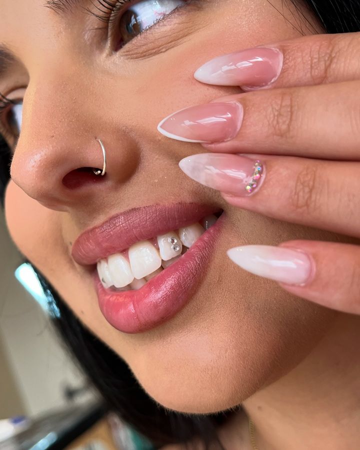 Tooth gem af @bg.mess